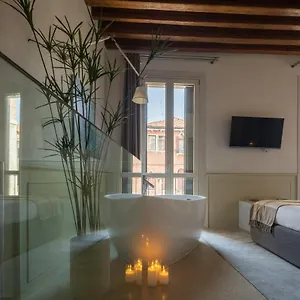 Appartamento Lion Palace - San Marco R&r 