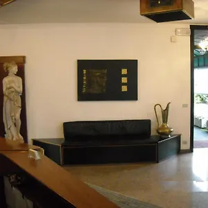 Byron 意大利