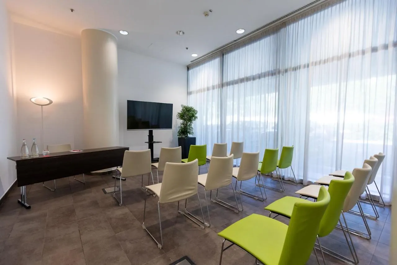 Ramada Plaza By Wyndham Milano Hotel  Milan