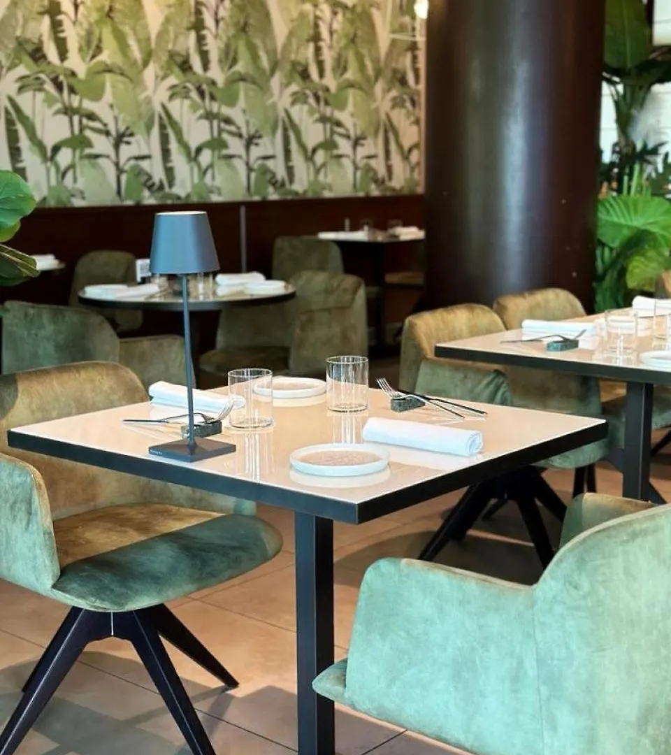 Ramada Plaza By Wyndham Milano Hotel